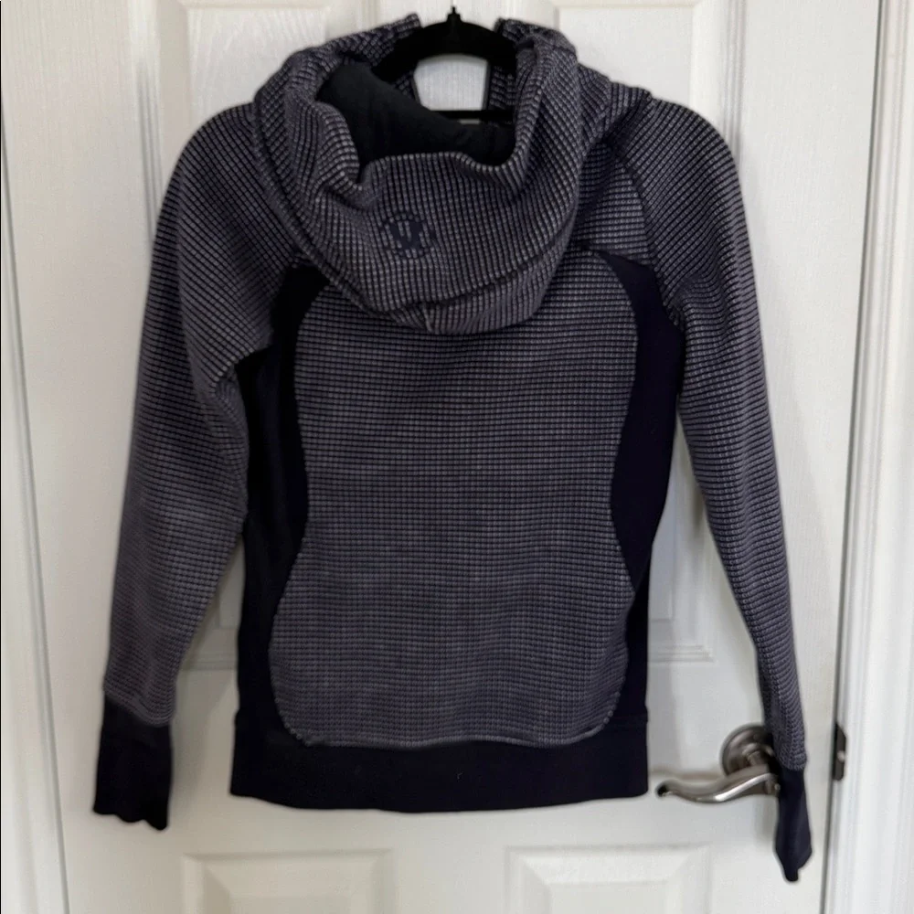 Lululemon Athletica Gray Zip-Up Hoodie - Picture 8 of 8